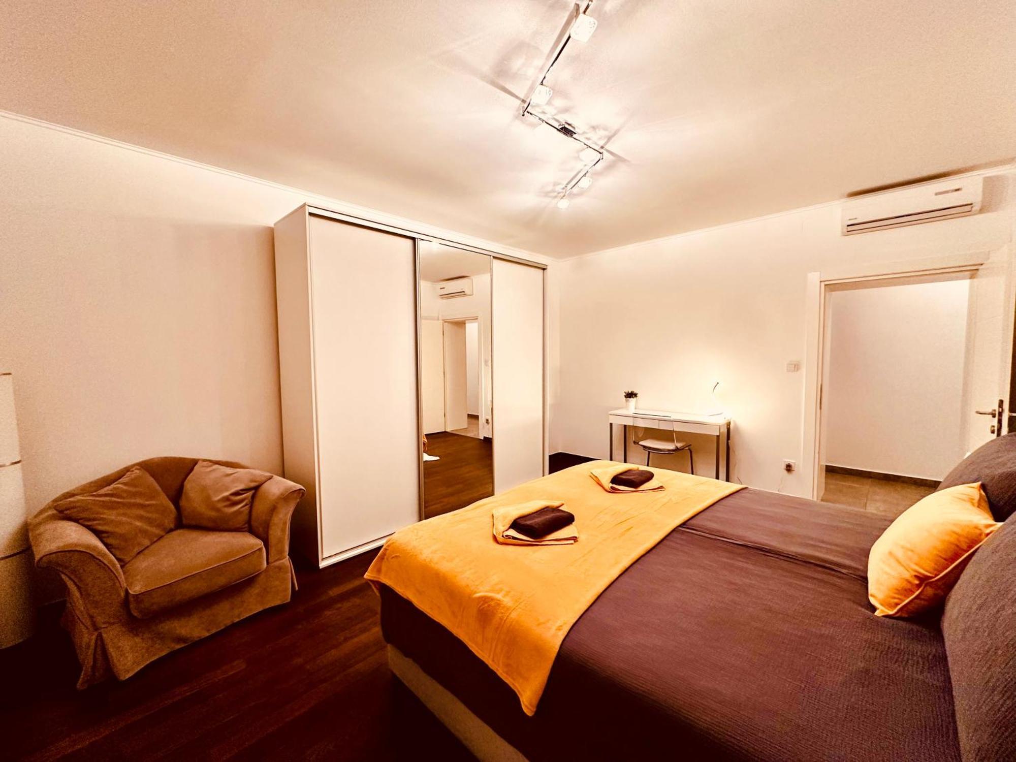 Apartment In Centre Of Zagreb - Lions Den Exteriör bild